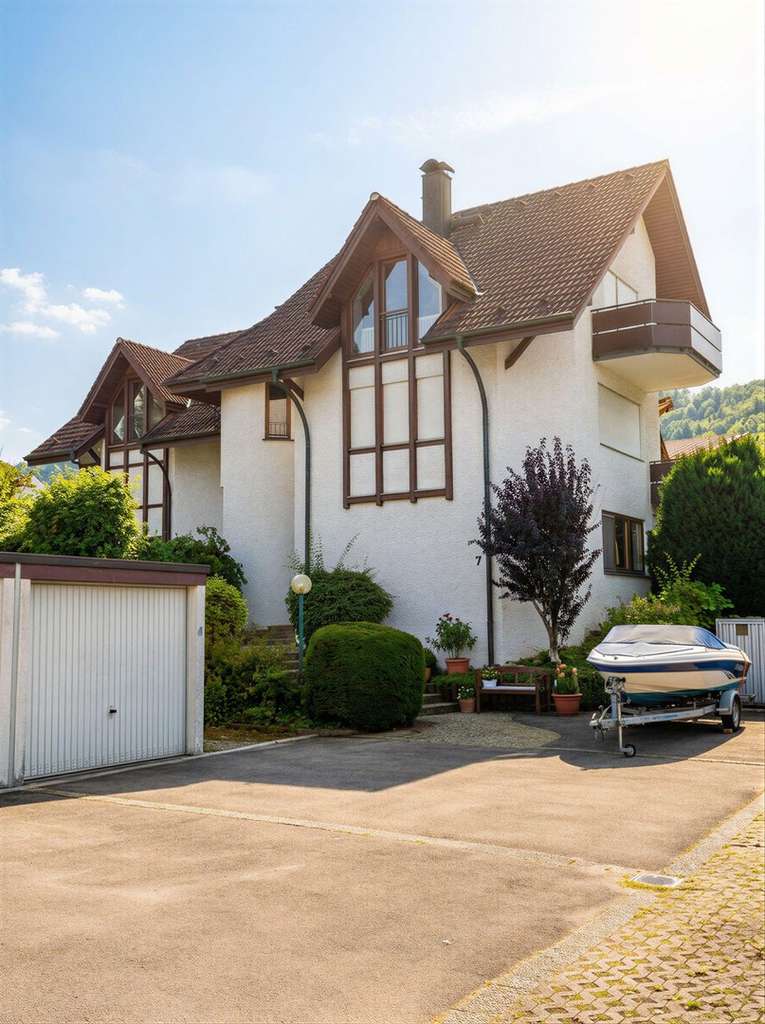 Immobilie in Bodman-Ludwigshafen - Ihr Rückzugsort am Bodensee - sonnige Terrasse & großes Potenzial - Bild 2