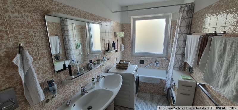 Immobilie in Westerstede - 3-Zi.-Erdgeschosswohnung mit gr. Terrasse und herrlichem Ausblick in bester Zentrumslage - Bild 1