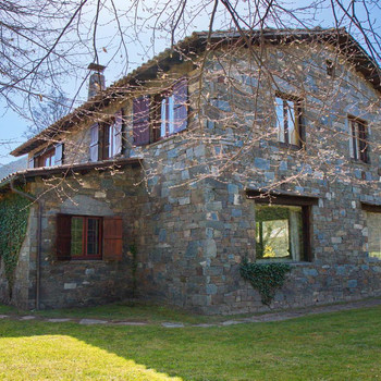 Außergewöhnliches Haus mit Aussicht, Sonne und Garten in Camprodon