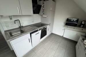 Geschmackvolle 2 Zimmer Dachgeschoßwohnung in Dorstfeld,klimatisiert – Spicherner Straße 40, 44149 Dorstfeld, Dortmund – Vorschaubild 2