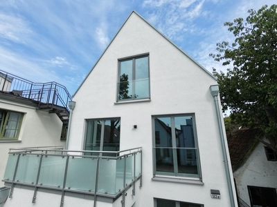 Großzügige 4-Raum-Maisonettewohnung (Neubau-Erstbezug) in zentraler Lage in Warnemünde mit Top-Au