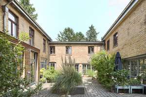 Traumhafte 4. Zi. Maisonette-Wohnung in saniertem Denkmal-Altbau, idyllischer Innenhof in Ehrenfeld – Die vollständige Adresse der Immobilie erhältst du vom Anbieter., 50823 Ehrenfeld (Ortsteil), Köln – Vorschaubild 3