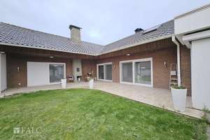 Traumhafte Villa mit Indoor-Pool und großzügigem Grundstück in zentraler Lage von Borken – Die vollständige Adresse der Immobilie erhältst du vom Anbieter., 46325 Borken – Vorschaubild 21
