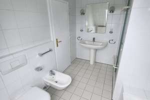 Exklusive 3-Zimmer-Wohnung in Wiesbaden-Sonnenberg (Eigenheimgebiet) mit Terrasse und Waldrandlage – Die vollständige Adresse der Immobilie erhältst du vom Anbieter., 65193 Sonnenberg, Wiesbaden – Vorschaubild 5