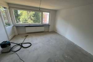 Modernes Badezimmer und Balkon - 3 ZW in Sündersbühl – Ossietzkystr. 61, 90439 Sündersbühl, Nürnberg – Vorschaubild 4