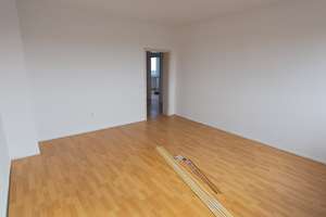Helle 3-Zimmer Wohnung im 7. OG mit Aufzug in Krefeld-Stadtmitte – Weggenhofstr. 22, 47798 Stadtmitte, Krefeld – Vorschaubild 4
