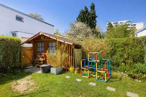 Charmantes Reihenhaus mit Kamin und ruhigem Südgarten in Toplage Solln – Die vollständige Adresse der Immobilie erhältst du vom Anbieter., 81477 Solln, München – Vorschaubild 10