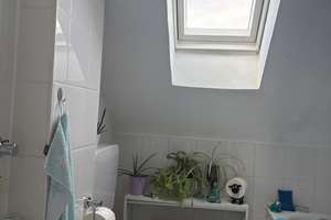 Helle 2-Zimmer-Dachgeschosswohnung – Die vollständige Adresse der Immobilie erhältst du vom Anbieter., 40211 Pempelfort, Düsseldorf – Vorschaubild 4