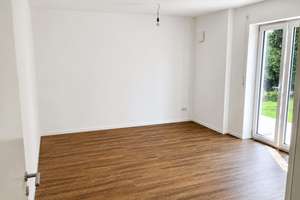 Moderne 2-Zimmer-Gartenwohnung mit Terrasse, Einbauküche & TG-Stellplatz in Bestlage von Ebersberg – Sieghartstraße 16, 85560 Ebersberg – Vorschaubild 5