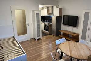  1. Zimmer Apartment komplett Möbliert von Privat zu vermieten in Köln Sülz – Remigiusstraße 18-20, 50937 Sülz, Köln – Vorschaubild 2