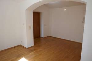 Ruhige 2-Zi.-Wohnung mit Gartennutzung in Uni-Nähe (DD-Plauen) inkl. Einbauküche. – 1187 Plauen (Stadtteil), Dresden – Vorschaubild 9