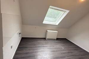 Gemütliche Dachgeschoss-Wohnung mit besonderem Charme – 44143 Kaiserbrunnen, Dortmund – Vorschaubild 6