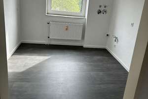 Duisburg-Dellviertel, schöne renovierte 2-Zimmer Wohnung – Düsseldorfer Straße 108, 47051 Dellviertel, Duisburg – Vorschaubild 3