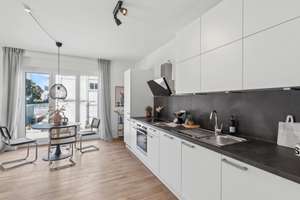 Stilvolles Stadtleben: Neubau 3-Zimmer-Wohnung mit Balkon und exklusiver Einbauküche – Friedenauer Höhe 11, 12159 Friedenau, Berlin – Vorschaubild 7