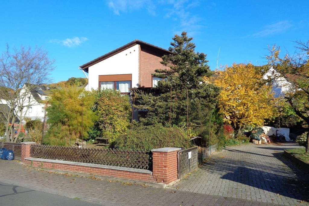 Immobilie in Aarbergen - Provisionsfrei für Ersteher - Wohnhaus mit Nebengebäude in Hausen über Aar - Zwangsversteigerung! - Bild 0