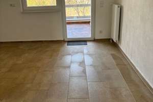 Großzügig geschnittene Dachgeschosswohnung in Mannheim-Käfertal – Obere Riedstr. 24, 68309 Käfertal, Mannheim – Vorschaubild 7