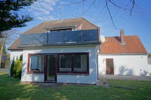 Volksbank Immobilien:
Einfamilienhaus mit Einliegerwohnung auf herrlichem Grundstück – Die vollständige Adresse der Immobilie erhältst du vom Anbieter., 27619 Schiffdorf – Vorschaubild 3