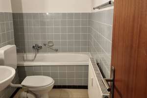 Schöne 2-Zimmer Erdgeschosswohnung im Herzen von Bergerhausen! – Bergerhauser Str. 12, 45136 Bergerhausen, Essen – Vorschaubild 4