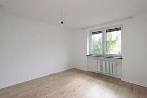Modernisierte 3-ZKB-Wohnung mit Balkon, EBK und Garage in Kassel-Kirchditmold – 34130 Kirchditmold, Kassel – Vorschaubild 9