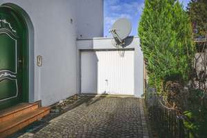 Attraktives Zweifamilienhaus mit 2 Garagen,
großem Grundstück und sonnigem Garten in begehrter Lage – Die vollständige Adresse der Immobilie erhältst du vom Anbieter., 52078 Brand, Aachen – Vorschaubild 4