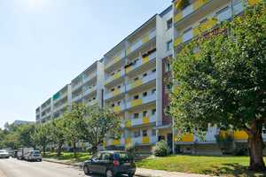 Gemütliche Wohnung mit Balkon *In Renovierung bis August* – Herzogswalder Straße 5, 1169 Dresden – Vorschaubild 5