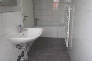 Sehr  helle 2-Zimmer- Wohnung mit Ost-Süd-Balkon – Kreuzerweg 33, 81825 Gartenstadt Trudering, München – Vorschaubild 6