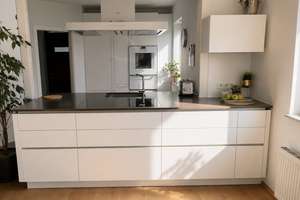 Moderne Doppelhaushälfte in ruhiger Lage von Wiesbaden-Naurod mit Garten, Kamin und Dachterrasse – Die vollständige Adresse der Immobilie erhältst du vom Anbieter., 65207 Naurod, Wiesbaden – Vorschaubild 4