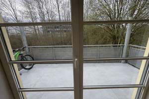 Top 4-Zimmer-Wohnung mit Westbalkon in Bestlage – ruhig & stadtnah in Regensburg – Unterislinger Weg 18, 93053 Galgenberg, Regensburg – Vorschaubild 3