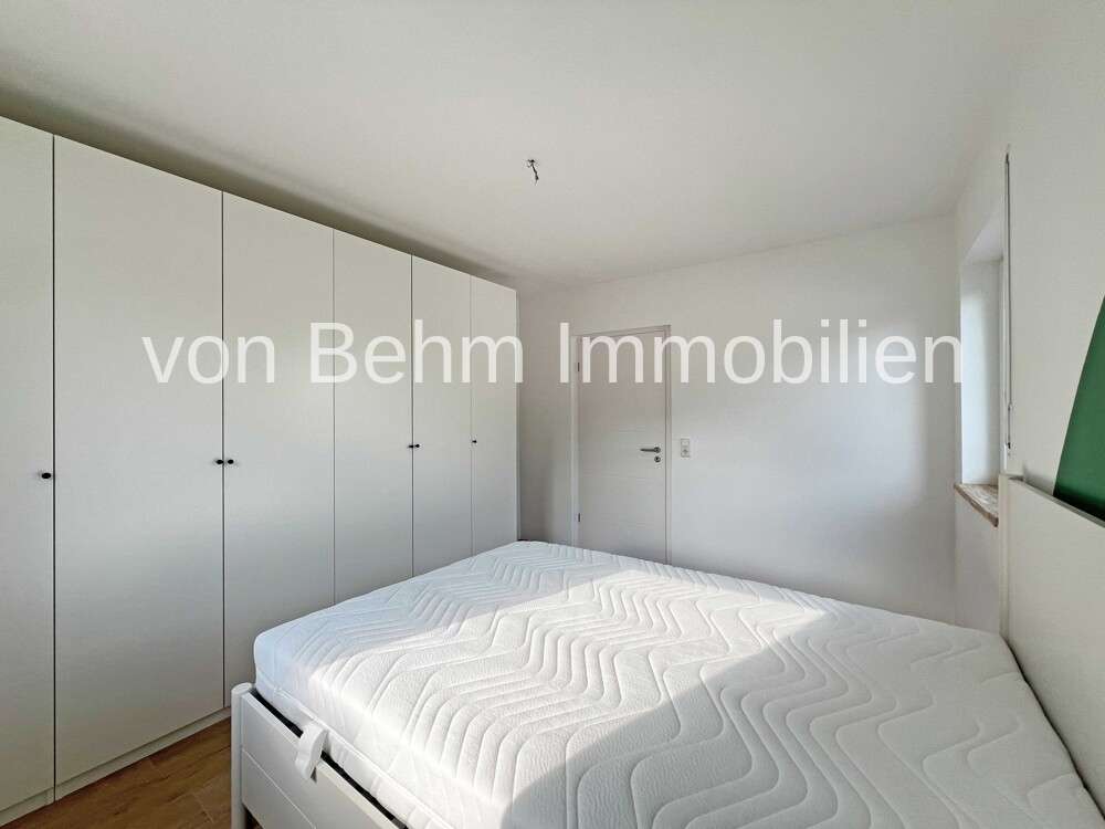 Immobilie in Geisenfeld - Großzügige 4-Zimmer-Erdgeschosswohnung mit Privatgarten und Terrasse in Geisenfeld - Bild 0