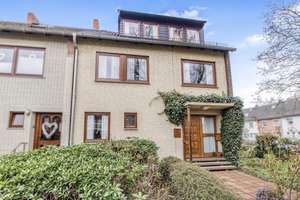 Großzügiges Reihenendhaus mit Vollkeller und Garage in familienfreundlicher Lage von Hammersbeck – Die vollständige Adresse der Immobilie erhältst du vom Anbieter., 28755 Aumund-Hammersbeck, Bremen – Vorschaubild 1