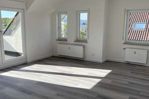 Vollständig renovierte 2-Zimmer-Wohnung mit Balkon, Keller und Tiefgaragenstellplatz in Pforzheim – Hachelallee 63, 75179 Nordstadt, Pforzheim – Vorschaubild 10