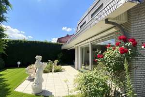 Exklusives Wohnen in außergewöhnlicher Lage – hochwertiges Einfamilienhaus mit viel Privatsphäre – Die vollständige Adresse der Immobilie erhältst du vom Anbieter., 46145 Sterkrade-Nord, Oberhausen – Vorschaubild 3