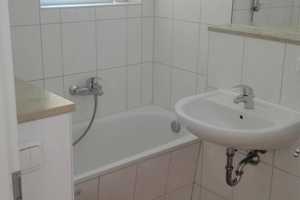 RESERVIERT ***LICHTDURCHFLUTETE 3-RWG**Tageslichtbad mit Wanne, Balkon & Loggia - WE 01*** – Luckaer Straße 10, 4299 Leipzig – Vorschaubild 6
