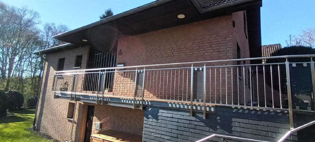 Immobilie in Kürten - Schön, großzügig u. gepflegt, ZFH mit großer Doppelgarage in ruhiger Lage
 - Bild 1