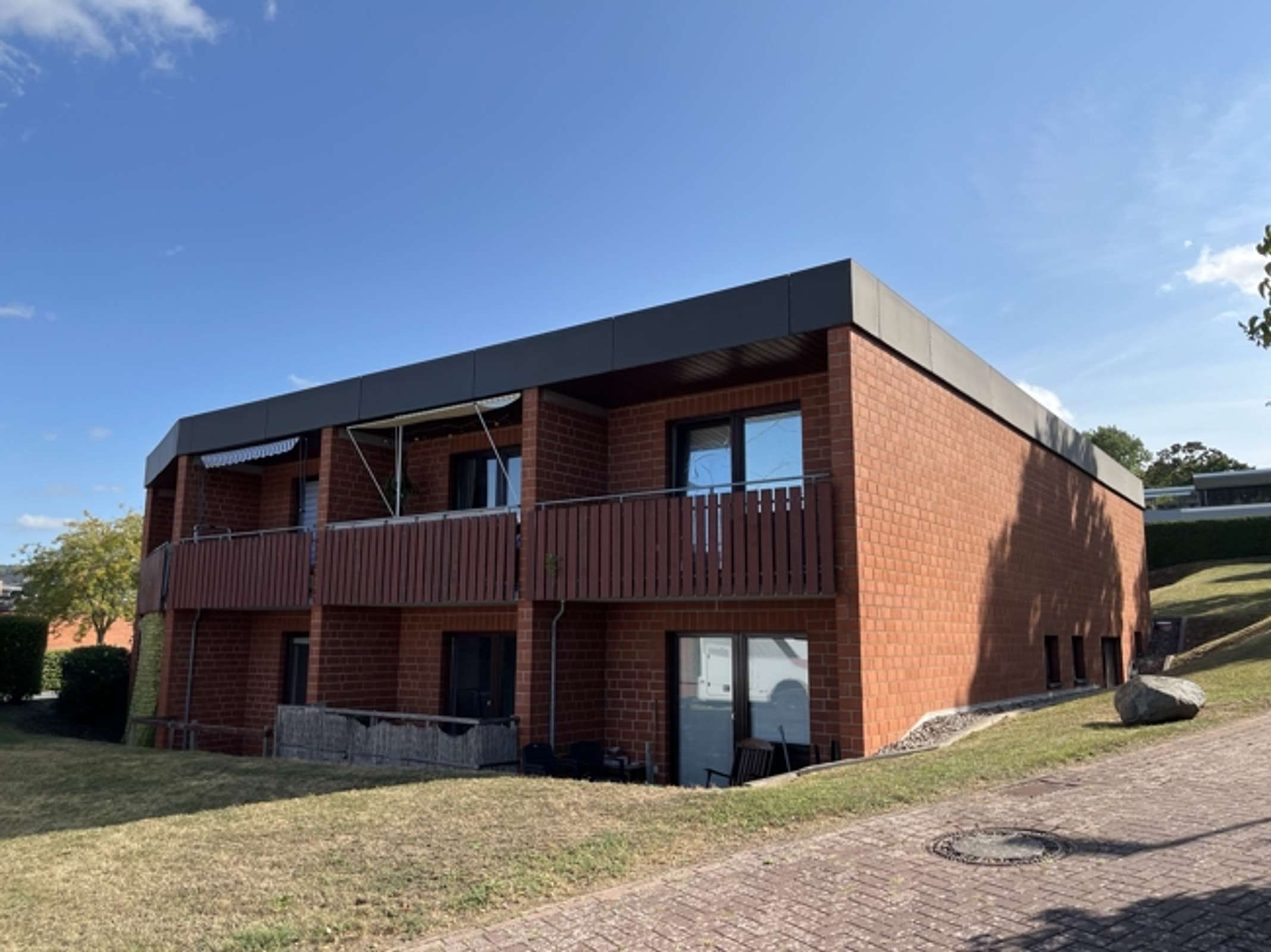 Sanierte 1-Zimmer-Wohnung mit gemütlicher Terrasse (Grünblick) in Bovenden