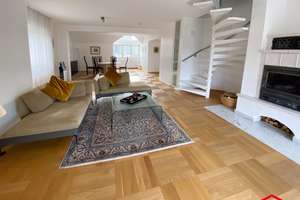 helle Maisonette-Wohnung mit Blick auf den Henninger Turm – 60599 Sachsenhausen-Süd, Frankfurt am Main – Vorschaubild 1