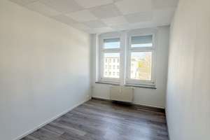 Helle 4-Raum-Wohnung mit Einbauküche *Bad mit Dusche & Wanne* zentrumsnah – Turnstraße 5, 9111 Bernsdorf, Chemnitz – Vorschaubild 9