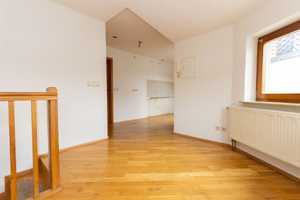 Vielseitiges Potenzial - Leerstehendes 3-Familienhaus in Tannroda – Weimarer Land (Kreis) – Vorschaubild 9