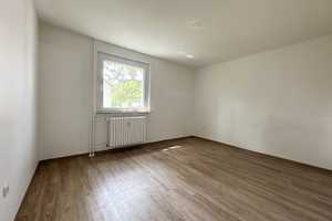 Praktisch aufgeteilte 3-Zimmer-Wohnung mit großem Tageslichtbad! – Unterfeldstr. 11, 44369 Dortmund – Vorschaubild 6