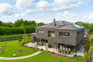 Neuer Preis : 400 m² Neubau-Eleganz plus Tiny House in Laboe – Die vollständige Adresse der Immobilie erhältst du vom Anbieter., 24235 Laboe – Vorschaubild 9