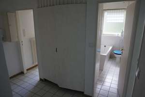 Bezugsfreie  2-Zimmer-Wohnung mit Balkon und neuer EBK – Ostpreußendamm 77b, 12207 Lichterfelde, Berlin – Vorschaubild 40