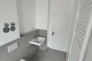 Exklusive kernsanierte 3 1/2 Raum Wohnung mit hochwertiger Ausstattung in gepflegtem 3 Familienhaus – Die vollständige Adresse der Immobilie erhältst du vom Anbieter., 45894 Buer, Gelsenkirchen – Vorschaubild 2