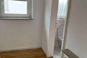 Moderne ruhige 3-Zimmer-Wohnung mit Einbauküche, Garage, Keller – Ruschgraben 53, 76139 Hagsfeld, Karlsruhe – Vorschaubild 13