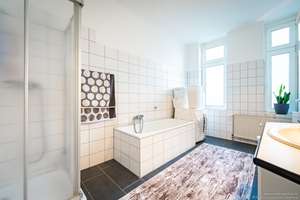 Gepflegte ETW mit Loggia & Stellplatz in Stadtfeld Ost - attraktive Perspektive zur Eigennutzung – Die vollständige Adresse der Immobilie erhältst du vom Anbieter., 39108 Stadtfeld Ost, Magdeburg – Vorschaubild 2