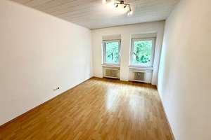 Modernisierte 3-Zimmer-Wohnung mit EBK im 1. OG in Krefeld – Memeler Platz 7, 47809 Linn, Krefeld – Vorschaubild 4