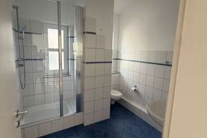 Helles, modernes Haus mit großem sonnigem Grundstück und Einliegerwohnung – Im Rapsfeld 42, 50933 Müngersdorf, Köln – Vorschaubild 12