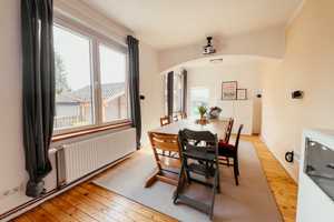 Einzigartiges Einfamilienhaus: 9-Zimmer-Haus mit Kamin, Garten & Scheune – Hildesheim (Kreis) – Vorschaubild 3