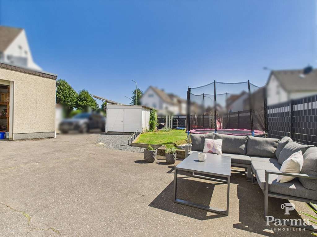 Immobilie in Kreuzau - Solides Einfamilienhaus mit Halle zur gewerblichen Nutzung und Erweiterungspotenzial in Kreuzau - Bild 3