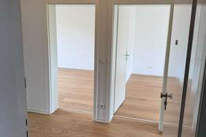 Erstbezug nach Sanierung: 3,5-Zimmer-Wohnung + Sackgassenendlage + große Fensterfronten + Balkon – Koerstr. 7, 44143 Wambel, Dortmund – Vorschaubild 5