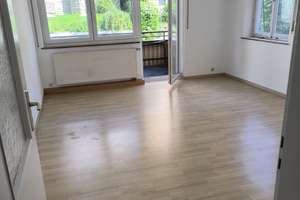 Helle schöne  2-Zimmer-Wohnung in ruhiger Lage und Zentral